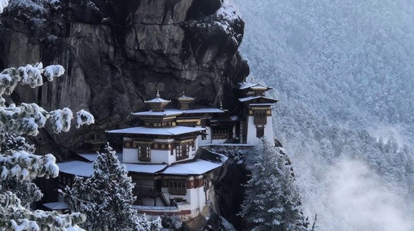 Paro Taktsang (Tiger’s Nest Monastery), Paro Valley, Paro District, Bhutan